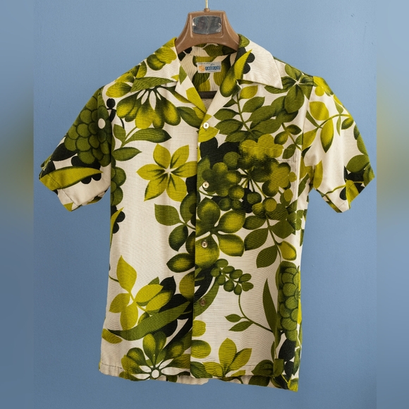 Vintage 1950s Andrade Honolulu Hawaiian Men's Shirt, Small. - Picture 1 of 6